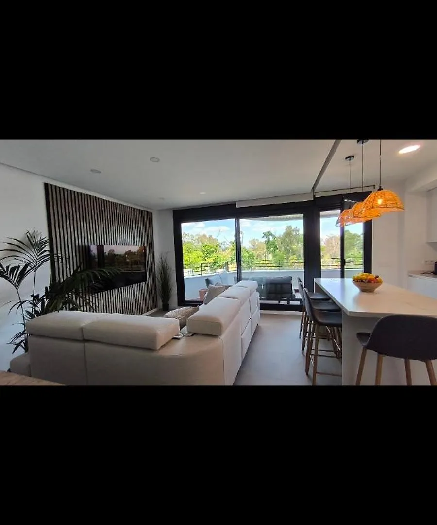 Luxury Apartment In Playa De Los Alamos Torremolinos