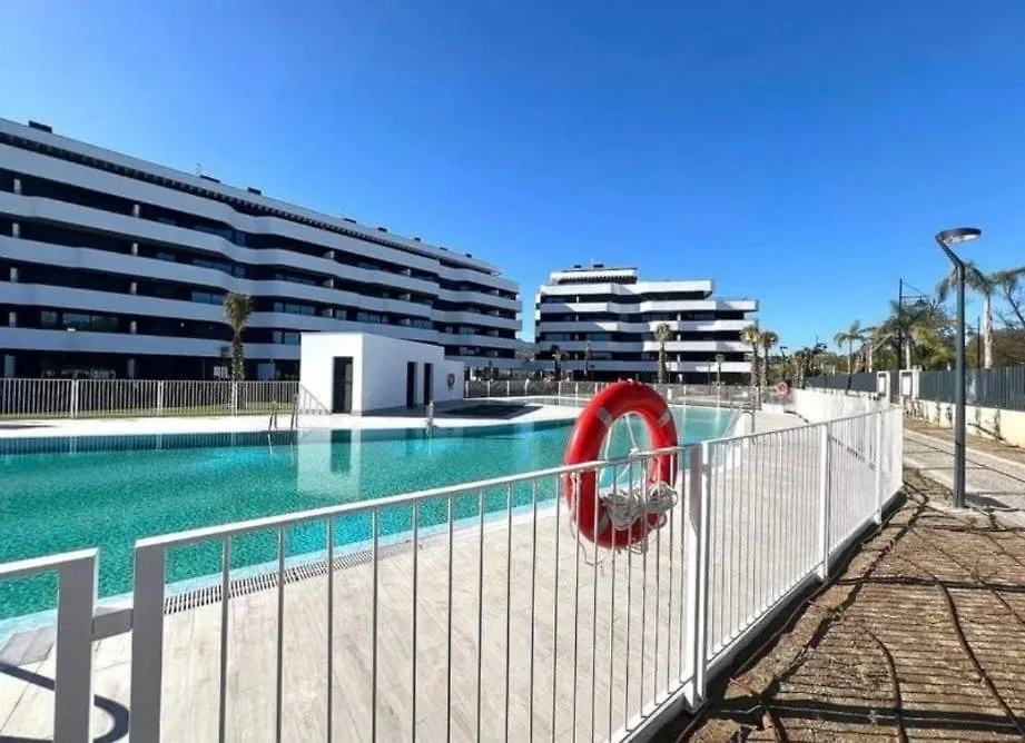 טורמולינוס Luxury Apartment In Playa De Los Alamos